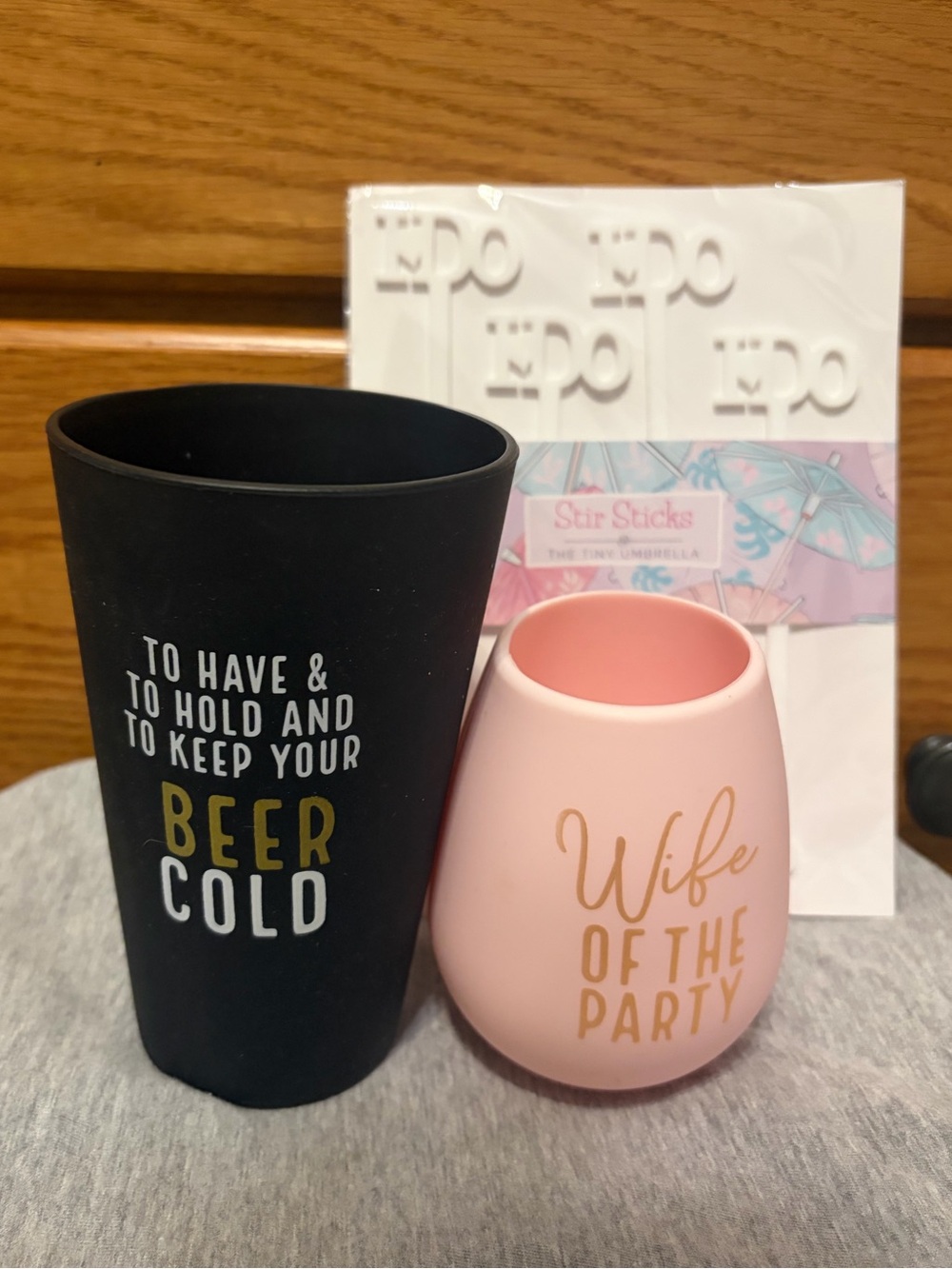 Husband & Wife Silicone cups and 4 “I Do” Stir Sticks 👰🏻‍♀️🤵🏽‍♂️
